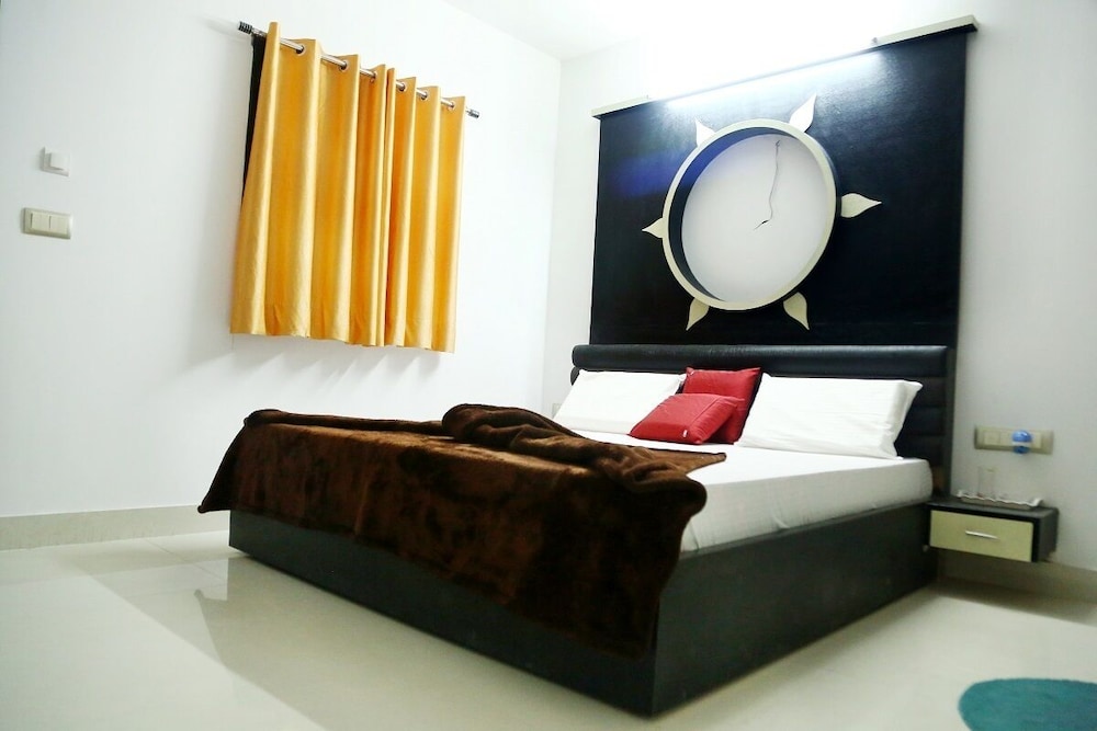 Hotel Golden Inn