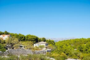 Villa Tonika