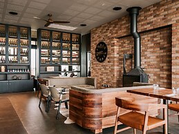 The Sebel Yarrawonga Silverwoods