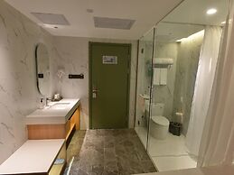Ibis Lanzhou West Railway Station Hotel
