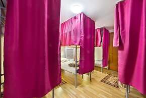 Travel Hostel