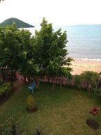 Impeccable 3-bed Cottage in Cape Maclear