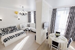 Azbuka Apartment on Verhnetorgovaya sq 4
