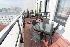 Deluxe Azbuka apartment in Gostiny Dvor