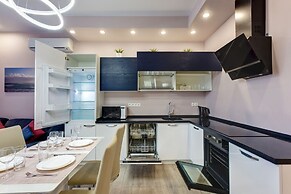 Deluxe Azbuka apartment in Gostiny Dvor