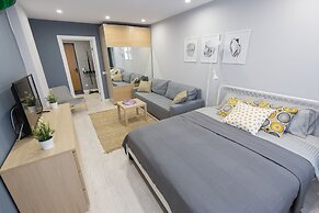 Azbuka Apartment near Congress Hall