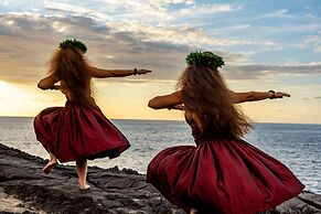 OUTRIGGER Kona Resort & Spa