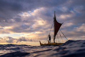 OUTRIGGER Kona Resort & Spa