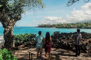 OUTRIGGER Kona Resort & Spa