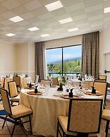 OUTRIGGER Kona Resort & Spa