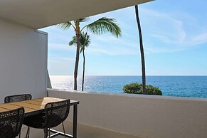 OUTRIGGER Kona Resort & Spa