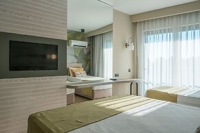 Side Square Hotel