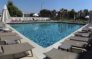 Side Square Hotel