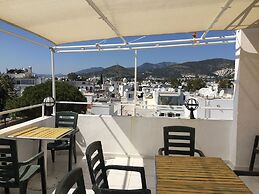 R House Hotel