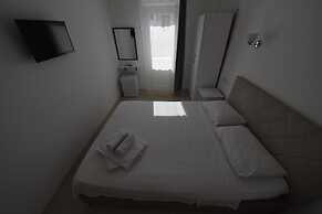 R House Hotel