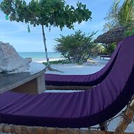 Kilimani Kwetu Beach Hotel