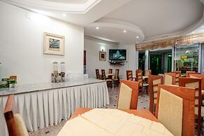 Villa Maki