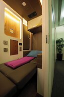 Sleepover Terminal 3, Concourse C – formerly sleep ‘n fly