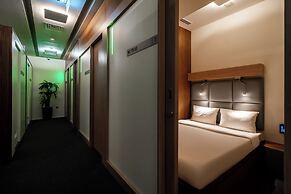 Sleepover Terminal 3, Concourse C – formerly sleep ‘n fly
