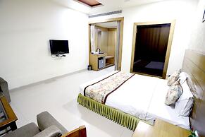 HOTEL BLUE PEARL