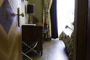 Luxury Floor