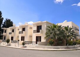 Seashell Apartments