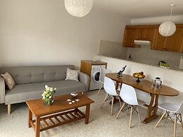 Seashell Apartments