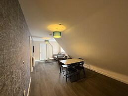 Magna House