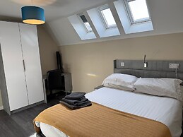 Magna House
