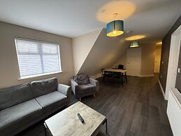 Magna House
