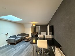 Magna House