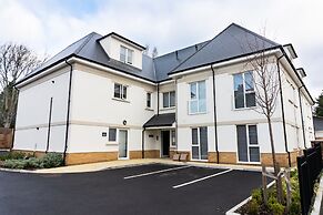Magna House