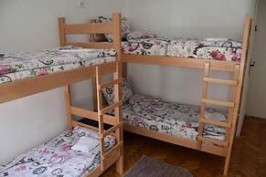 Hostel Exit Labirint Centar