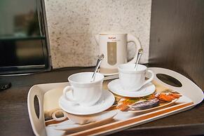 Cherniy Mys Hotel