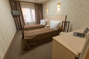 Cherniy Mys Hotel