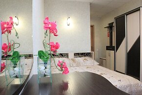 Cherniy Mys Hotel