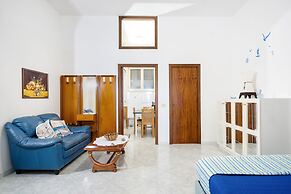 Al Mare Apartment