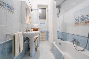 Al Mare Apartment