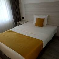 Symphony Hotel