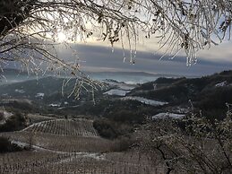 Cascina Bertolotto Wine Resort.