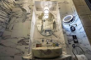 Lulu Boutique Hotel