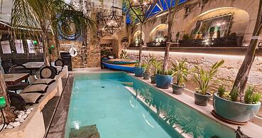 Lulu Boutique Hotel