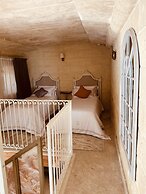 Lulu Boutique Hotel