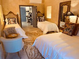 Lulu Boutique Hotel