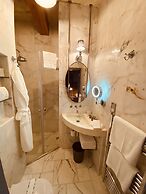 Lulu Boutique Hotel