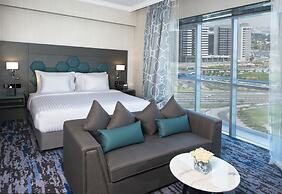 Edge Creekside Hotel