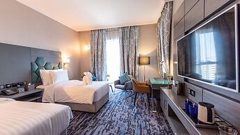 Edge Creekside Hotel