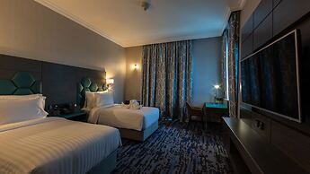 Edge Creekside Hotel