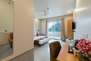 Aadat Hotel Subhash Chowk Gurgaon