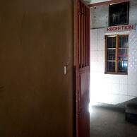 Kibiro Lodge